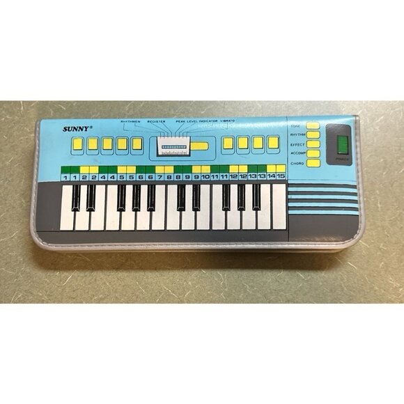 Vintage Sunny Keyboard School Artist Pencil Case - Picture 1 of 4